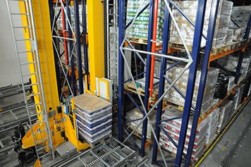 IGZ high-bay warehouse for copper